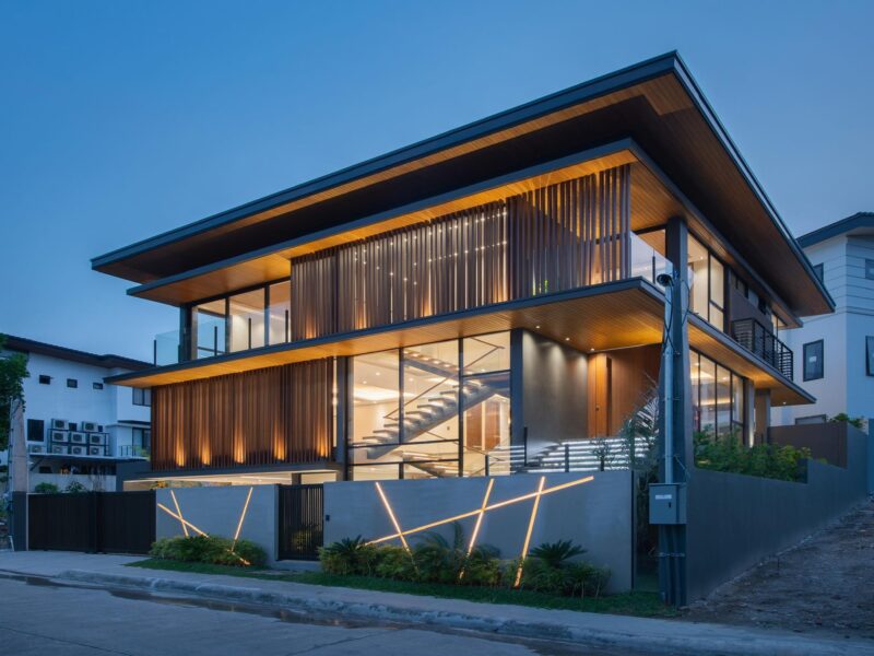 House & Lots For Sale